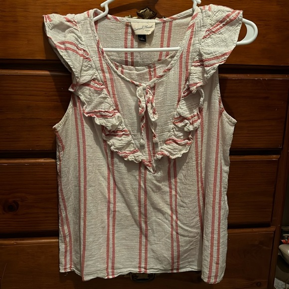 Universal Thread Tank - Picture 2 of 5